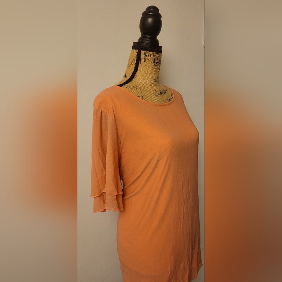 Mid Sleeved Blouse - Picture 2 of 5